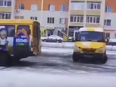 В Ставрополе водители маршрутки решили повеселить пассажиров